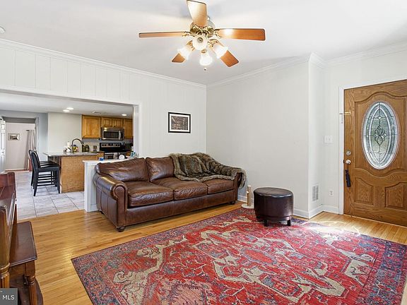 4th image of 14115 Manor Rd