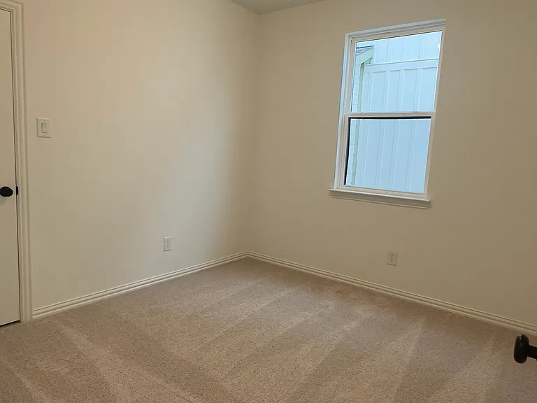 1141 Concan Dr — Photo 11