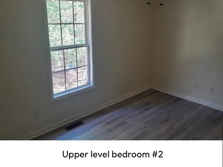 138 Cedar Ave — Photo 4