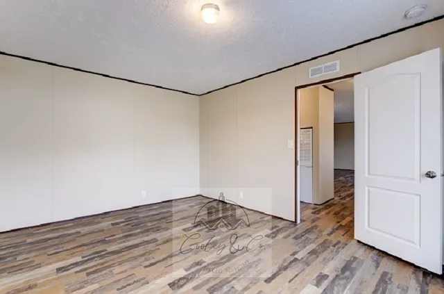 149 Luart Drive - 1 — Photo 3