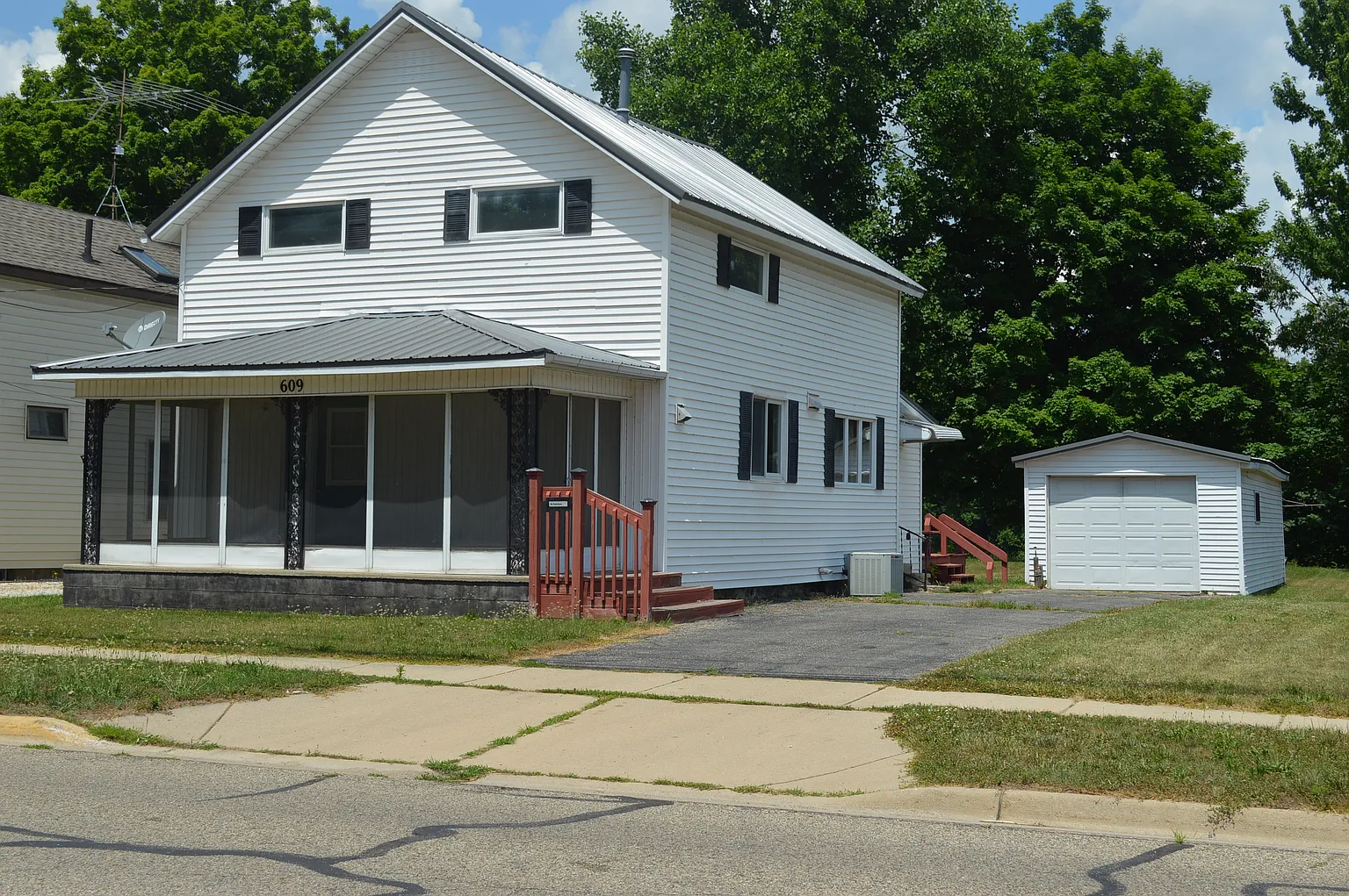 609 Reed St photo 1