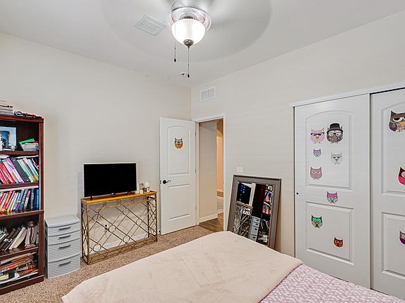 5th image of 14532 Alton Oaks Ave