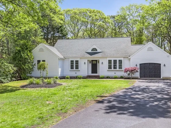 14 Myrica Ln, Barnstable, MA 02630