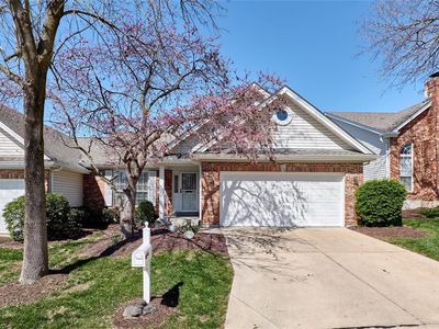 1331 Golden Point Dr, Saint Louis, MO, 63146