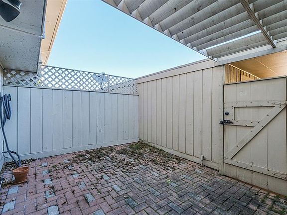4th image of 6438 Olympia Dr #87