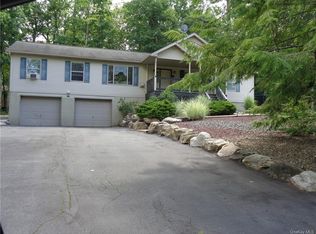 66 Surrey St, Rock Hill, NY