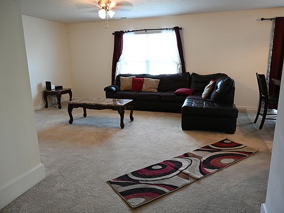 5th image of 11614 Ross Common Dr