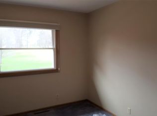 1821 33rd St NW, Rochester, MN 55901