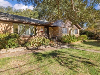 3156 Lynnhaven Dr, Virginia Beach, VA, 23451