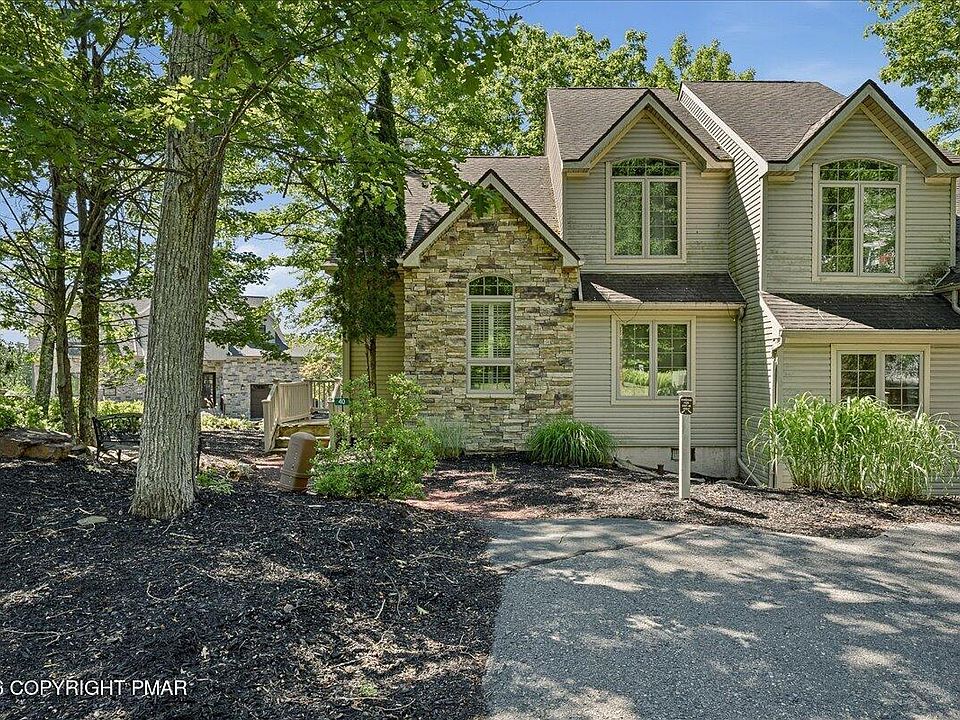 1st image of 40 Summit Wind Dr