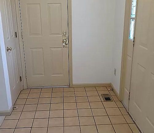 2nd image of 976 Bent Branch Ln