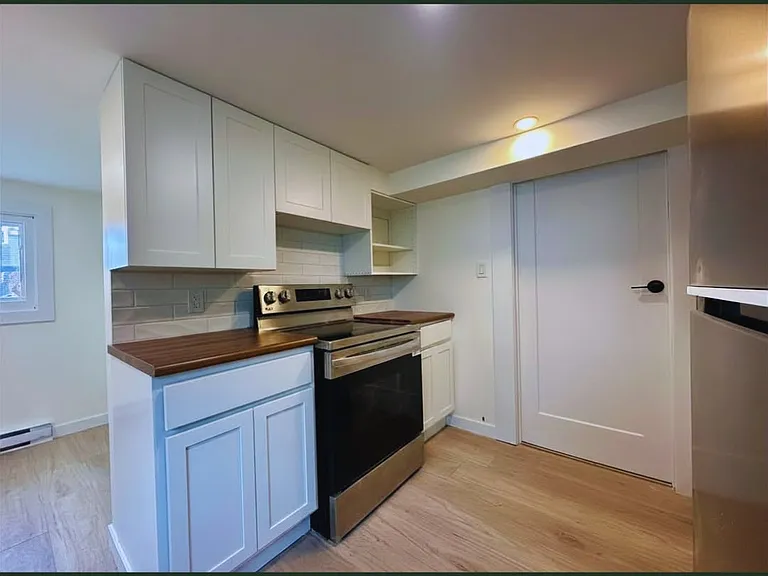 24 Maple St #A — Photo 3