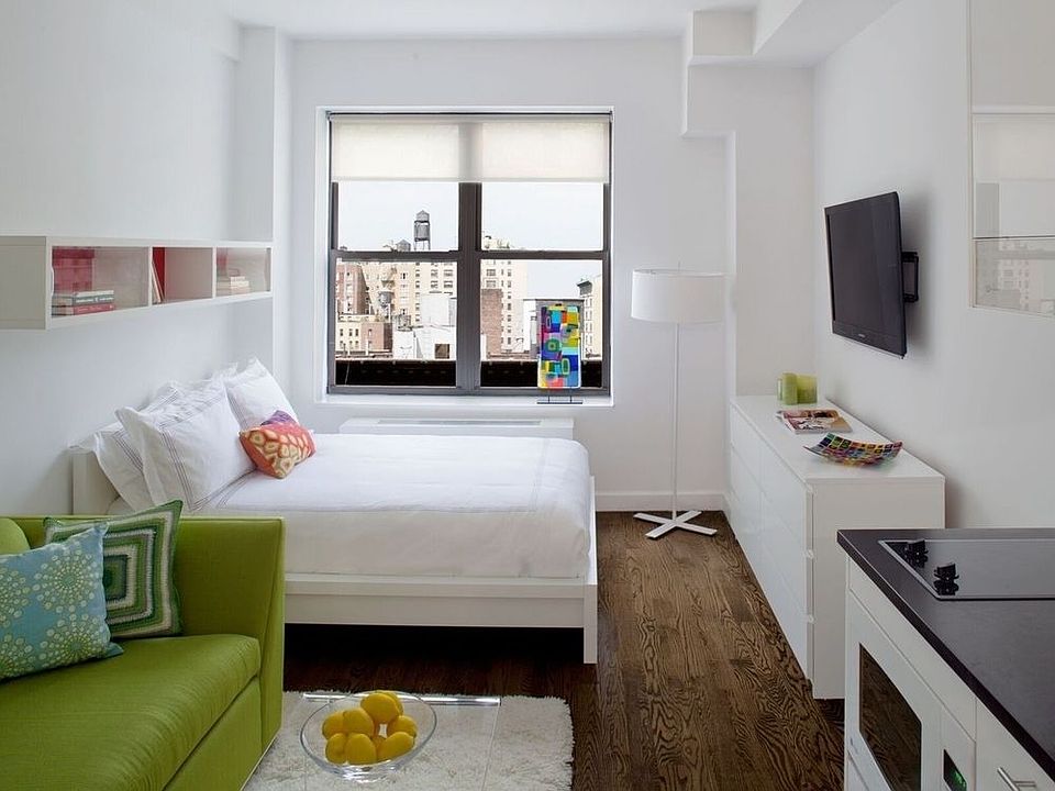 1st image of 212 W 91st St APT 402