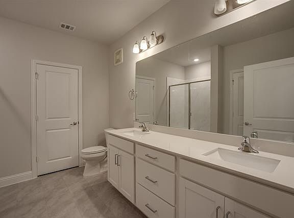 4th image of 1735 Wittington Pl #3206