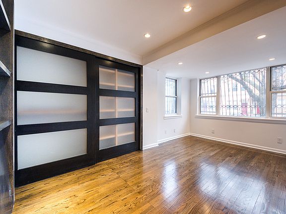 3rd image of 22-24 41st St #1F