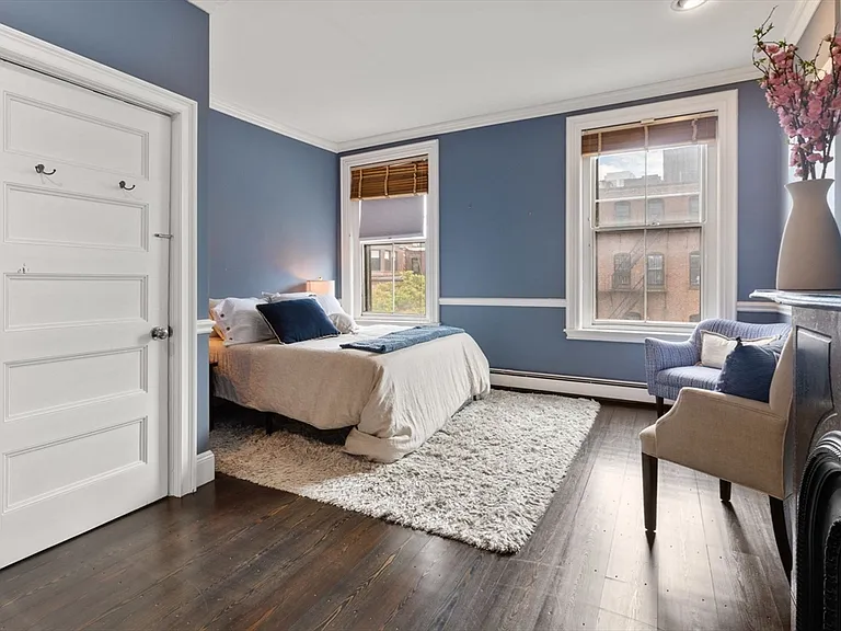230 Marlborough St #4 — Photo 19