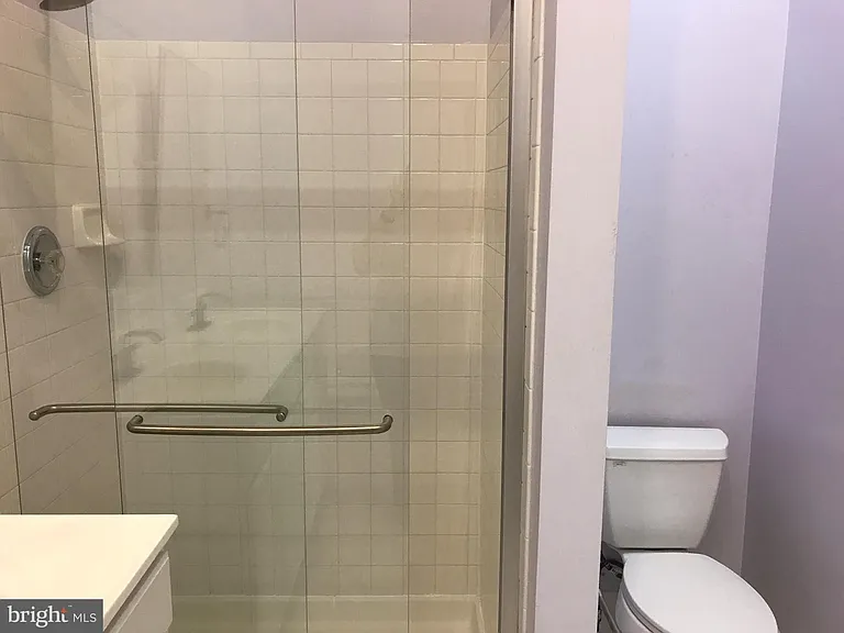 421 Leaning Oak St — Photo 17