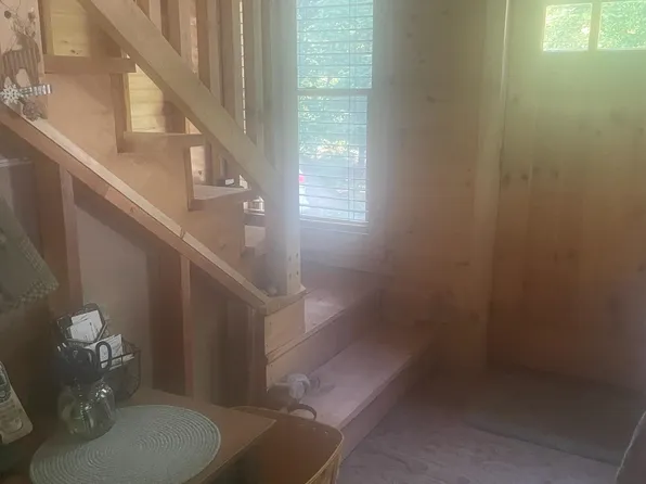 114 Colebrook Road, Arlington, VT 05252