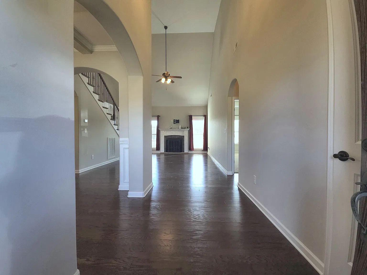 4 bed, 2.5 bath, 2503 sqft, $2,695 — Photo 3