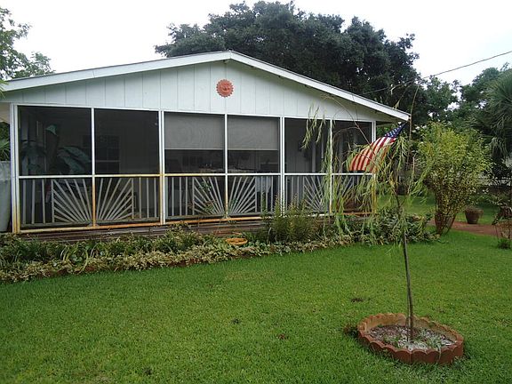 2nd image of 211 Paschel Ave