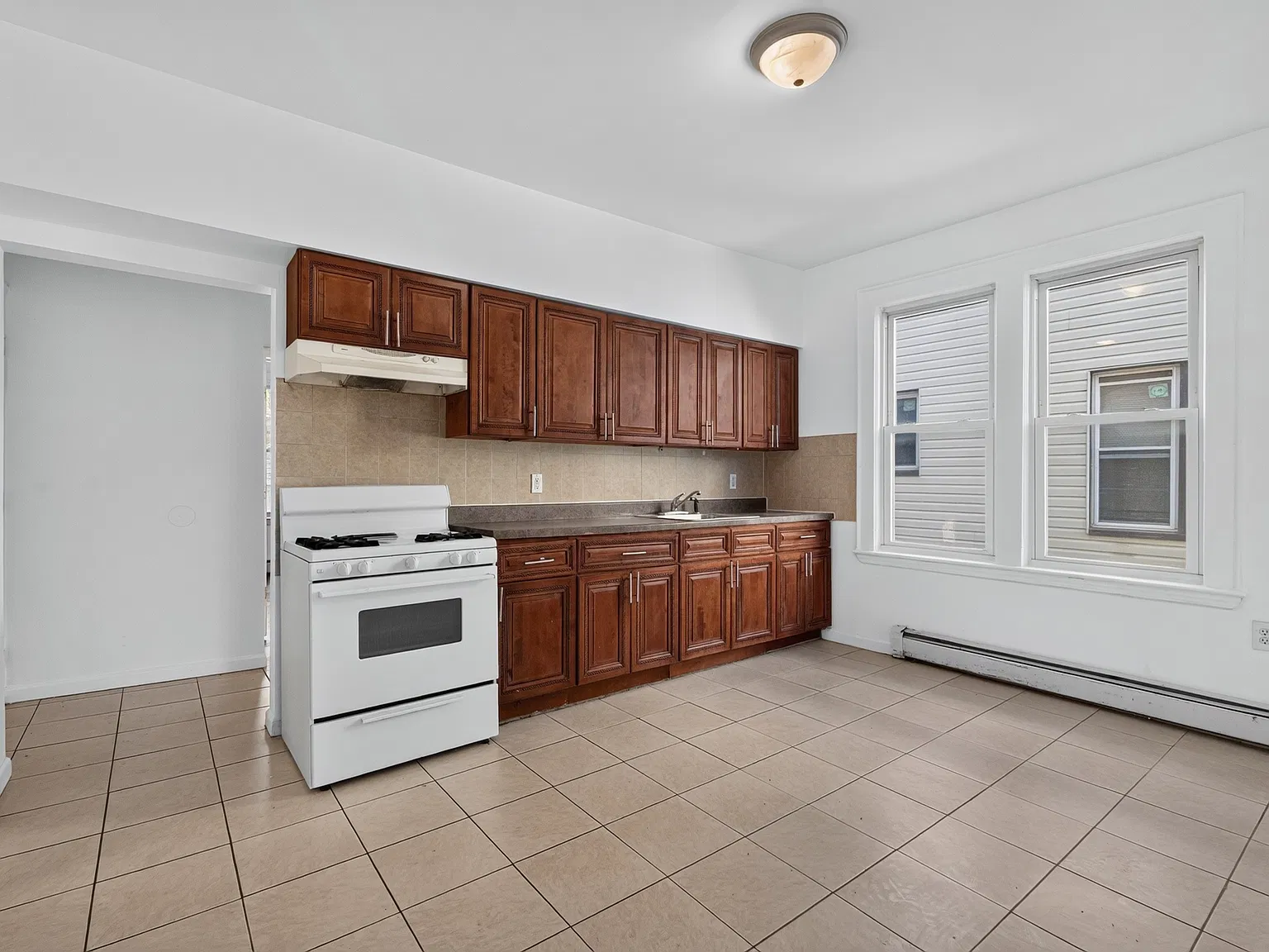 2 bed, $2,200 — Photo 4