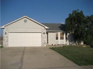 625 N Washington St, Raymore, MO 64083