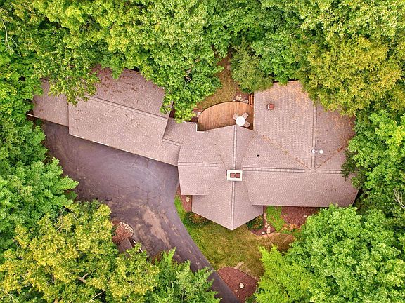3rd image of 5130 Churchgrove Rd