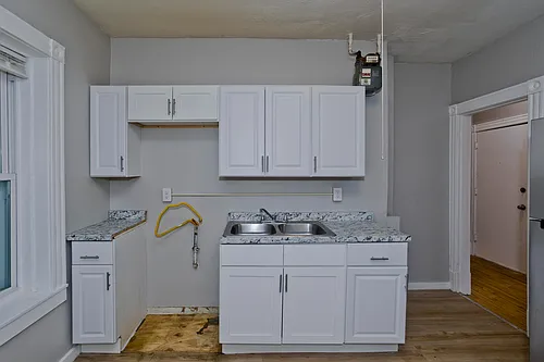 180 Oakland St #7 Photo 1