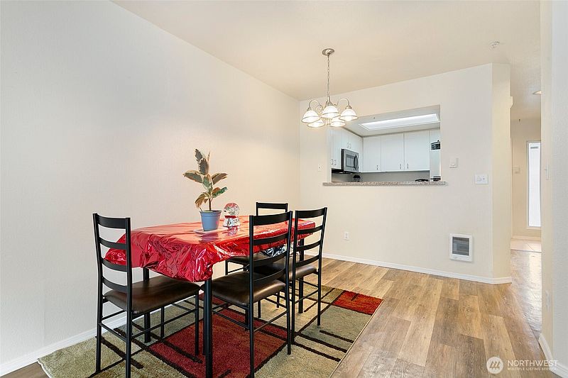 5th image of 1825 S 330th Street #E7