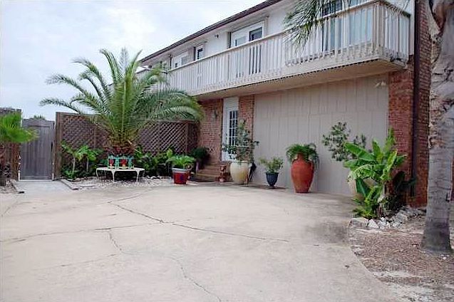 1st image of 448 Caviar Dr