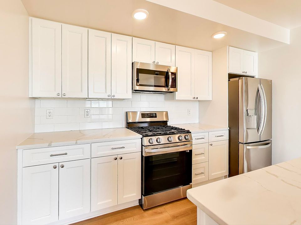 1st image of 1100 Bladensburg Rd NE #501
