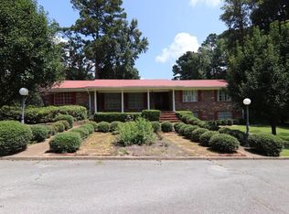 1902 60th Ct, Meridian, MS 39305