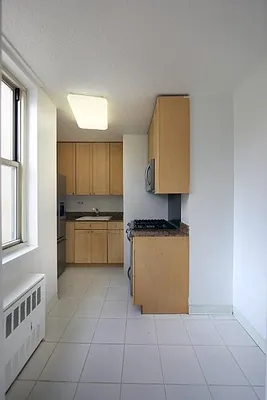 Rented by Manhattan Skyline | media 5