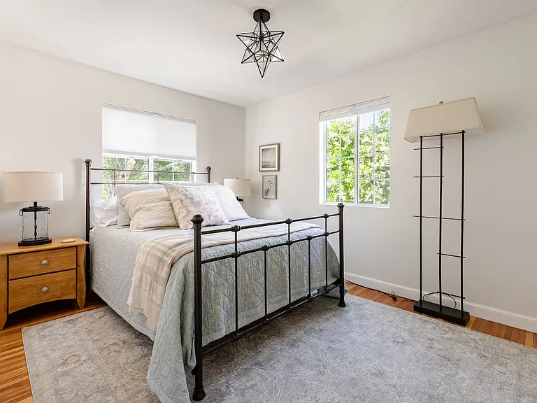 1227 Cruzero St — Photo 14