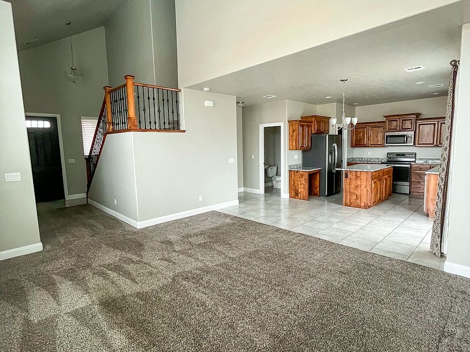 First level. Living area/Kitchen area