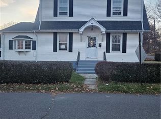 34 Yale St, Watertown, CT 06779