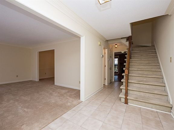 5th image of 4354 Woodglen Ln