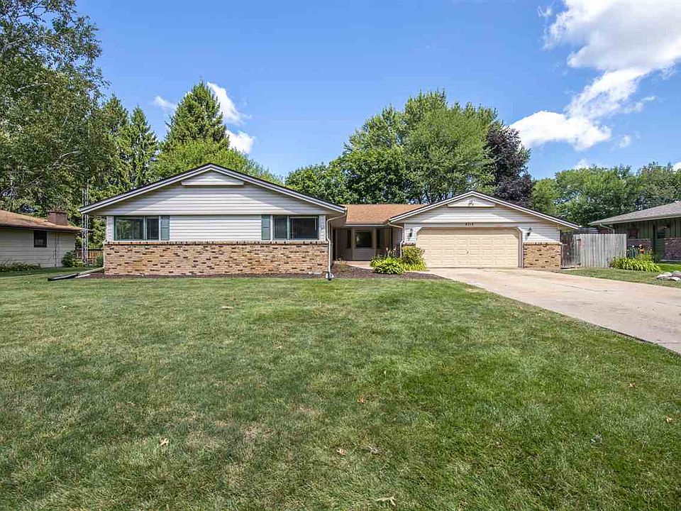 1st image of 2312 Silverthorn Dr