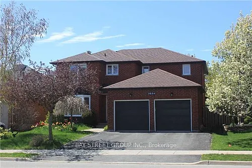 2034 Oxford Ave Photo 1