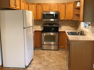 17 Gunn Road Ext, Southampton, MA 01073