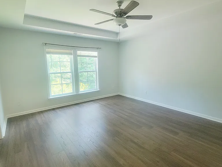 1489 Oldenburg Dr — Photo 12