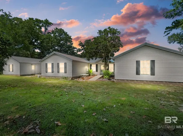 33345 E Carrier Dr, Lillian, AL 36549