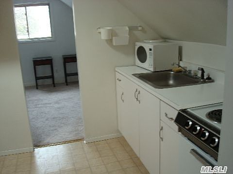 2nd image of 1016 Cassel Ave