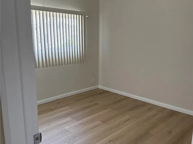 1626 N Kingsley Dr #6 — Photo 10