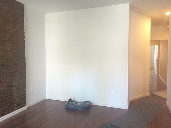 2nd image of 221 E 120th St APT 1