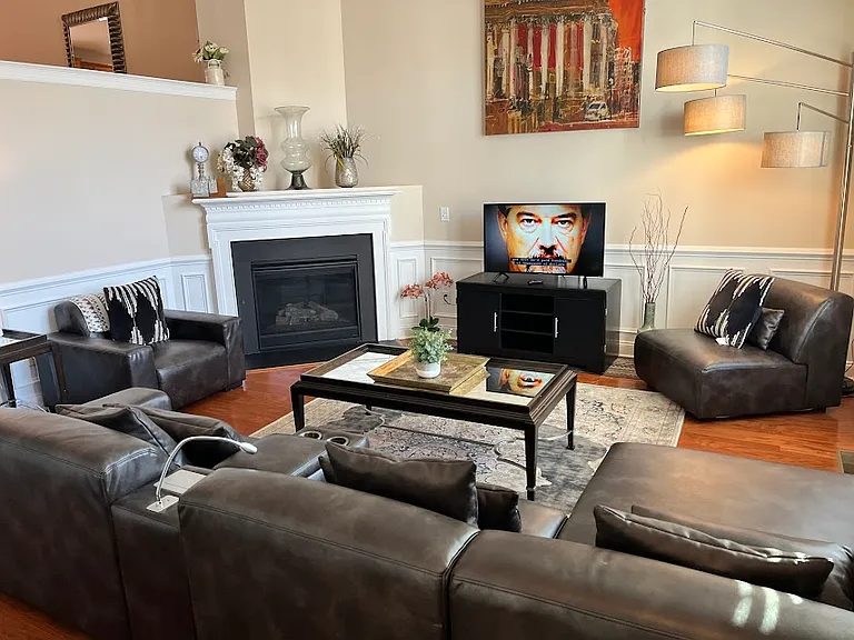 10530 Sablewood Dr — Photo 6
