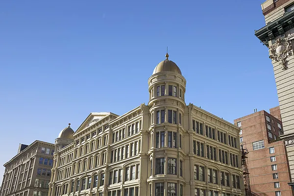 Sold by Compass | media 10