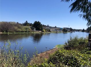 260 Point Brown Ave NE, Ocean Shores, WA 98569