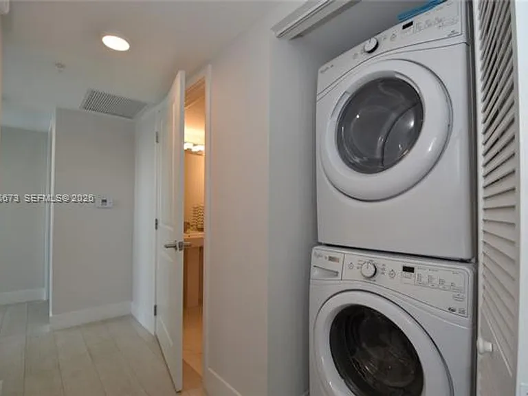 400 Sunny Isles Blvd #CU-521 — Photo 13