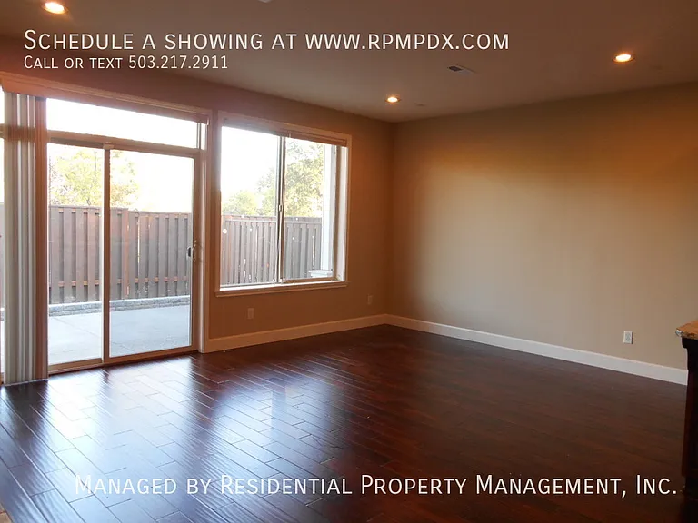 6984 NW 167th Ave — Photo 15